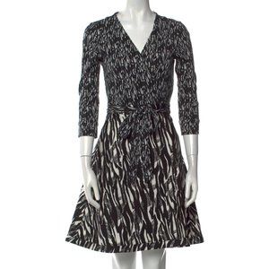 Diane Von Furstenburg 3/4 sleeve black and white wrap dress size 4